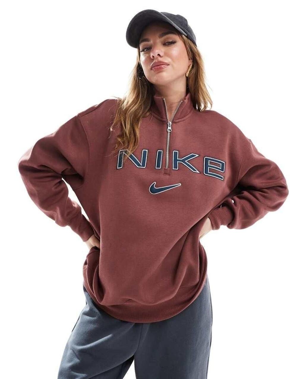 Women's Nike Sportswear Phoenix Fleece Oversized Logo Quarter-Zip Sweatshirt